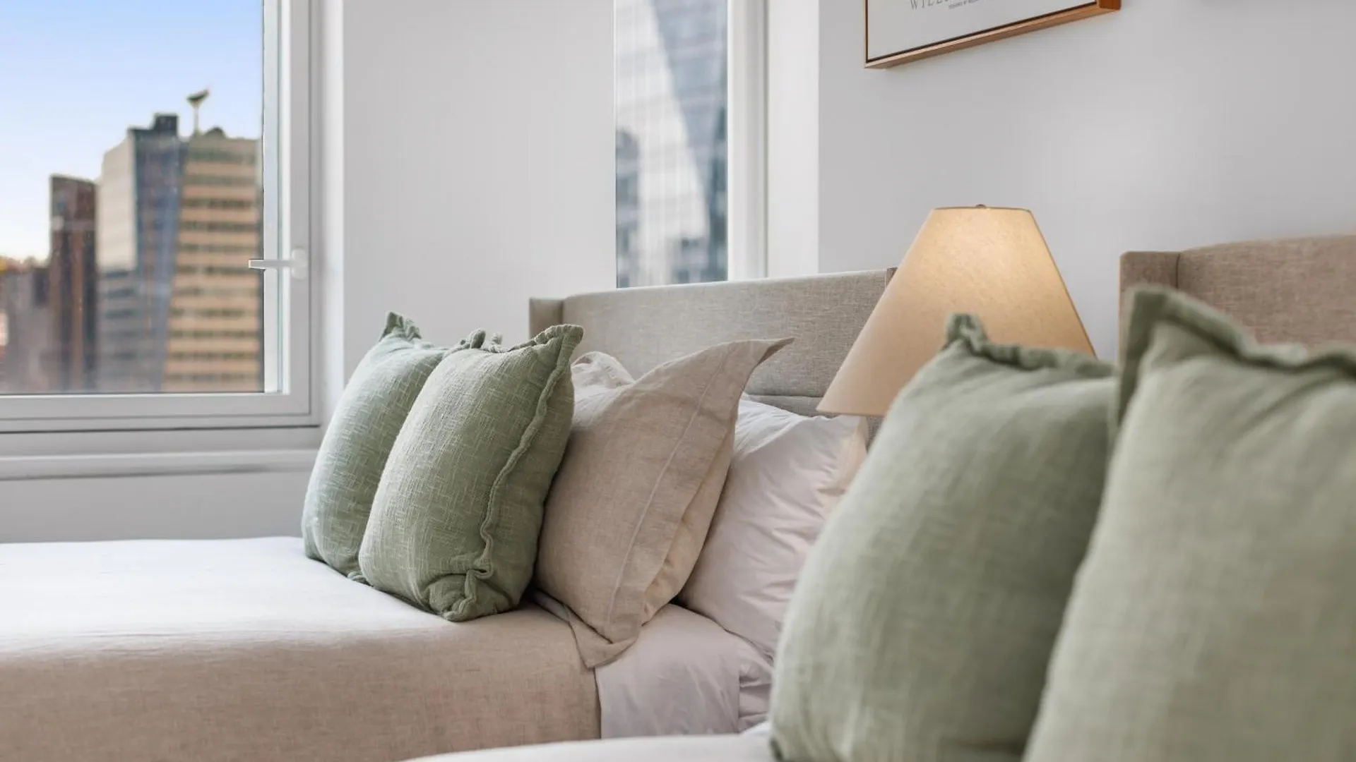 Lavish Two-Story Retreat In The Heart Of Manhattan 뉴욕 0*,