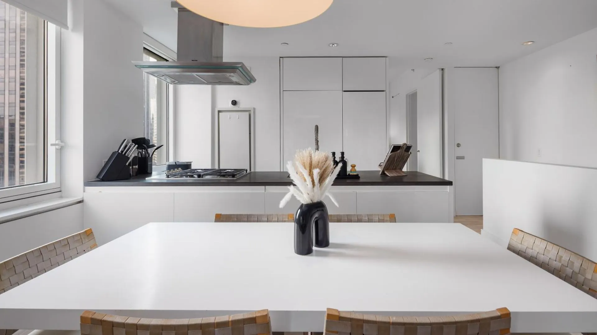 Lavish Two-Story Retreat In The Heart Of Manhattan 뉴욕 0*,  미국