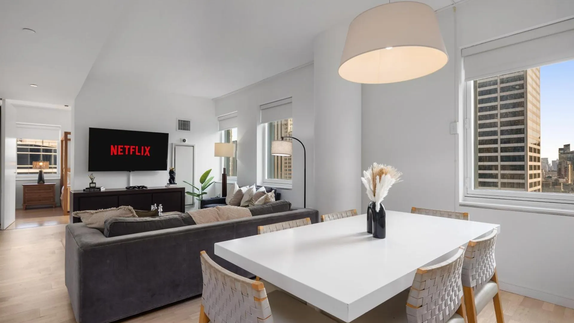 Lavish Two-Story Retreat In The Heart Of Manhattan New York 0*,